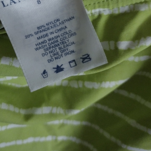 Lands' End Swim Top 8 - Picture 3 of 4